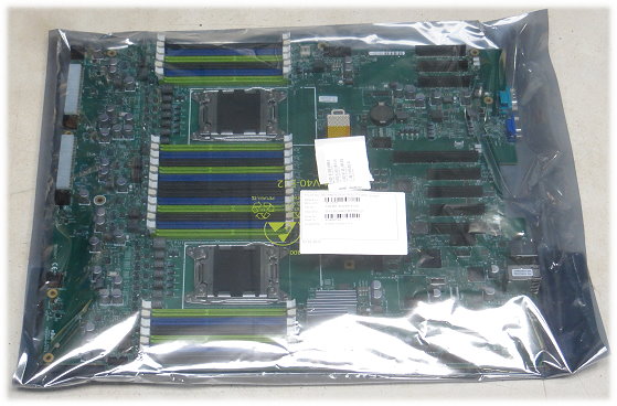 Fujitsu D3039-A12 RX500S7 Mainboard NEU/NEW für Server Primergy RX500 S7