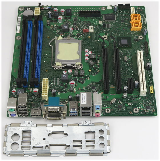 Fujitsu Mainboard D3161-A12 GS1 für Esprimo P710 mit Blende Sockel LGA